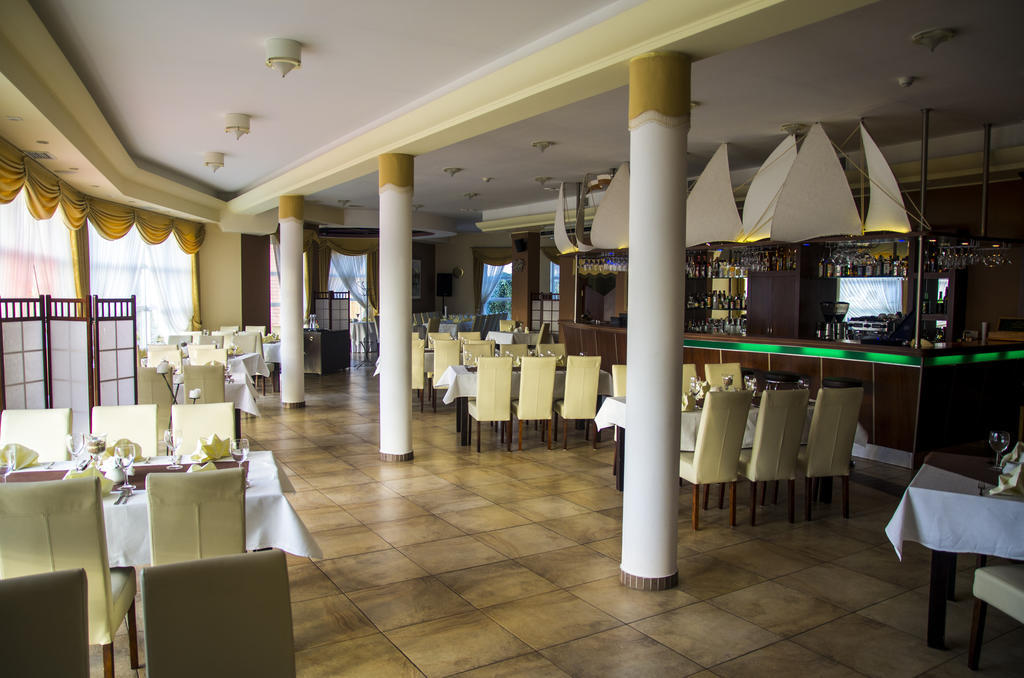 Hotel Morze Устка Екстер'єр фото