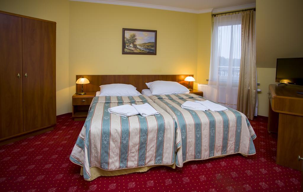 Hotel Morze Устка Екстер'єр фото