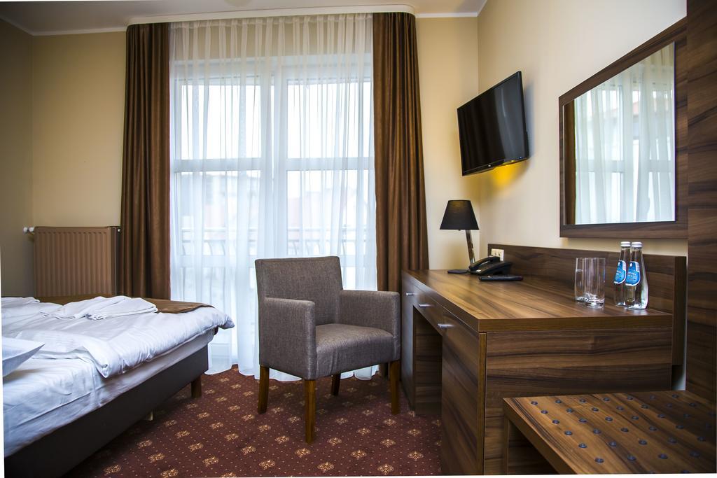 Hotel Morze Устка Екстер'єр фото