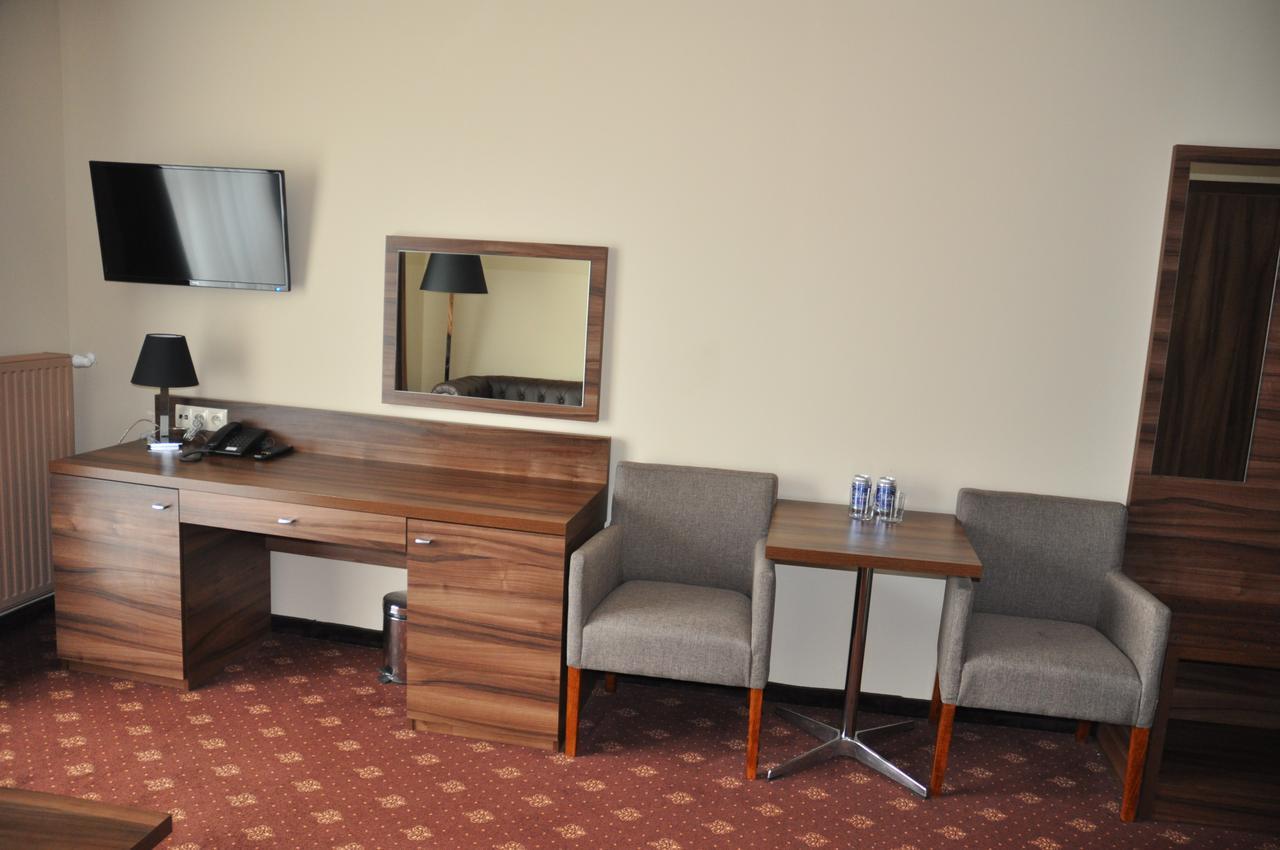 Hotel Morze Устка Екстер'єр фото