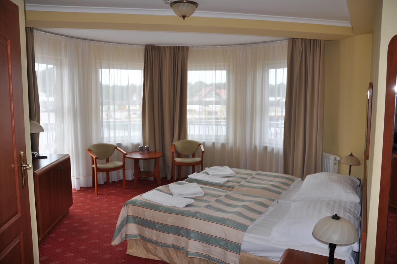 Hotel Morze Устка Екстер'єр фото