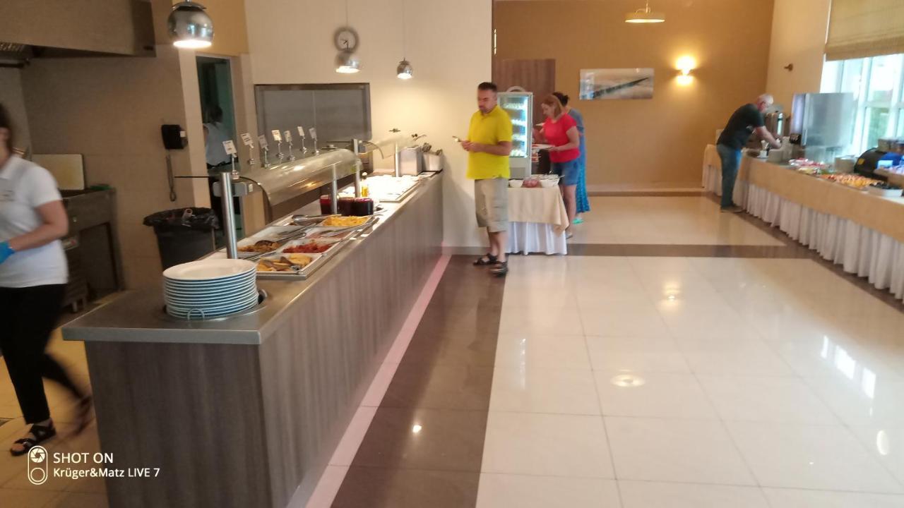 Hotel Morze Устка Екстер'єр фото