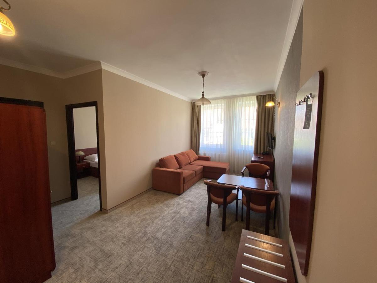 Hotel Morze Устка Екстер'єр фото